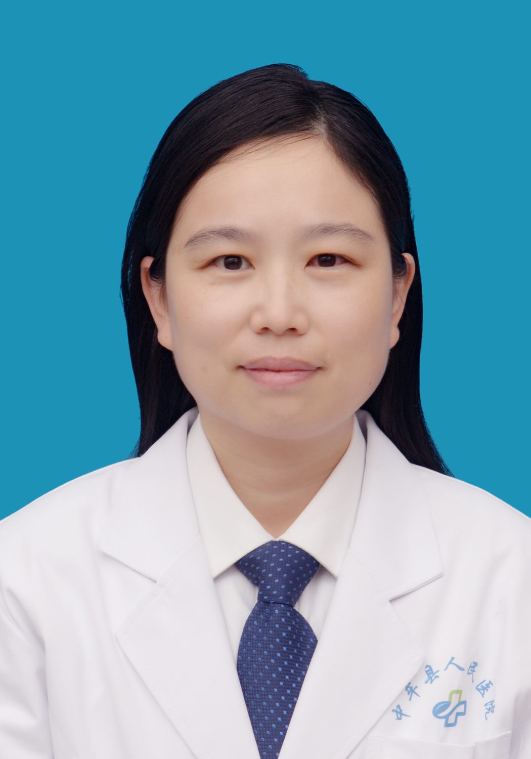 张莹